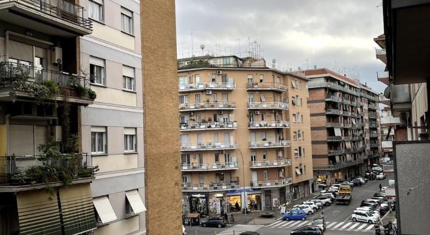 Domus Acquedotti Apartment in Rome