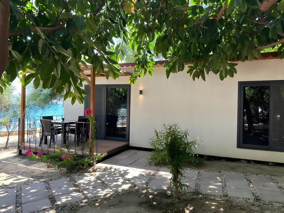 Otelox Ayaş Beach Bungalov Hotel in Mersin