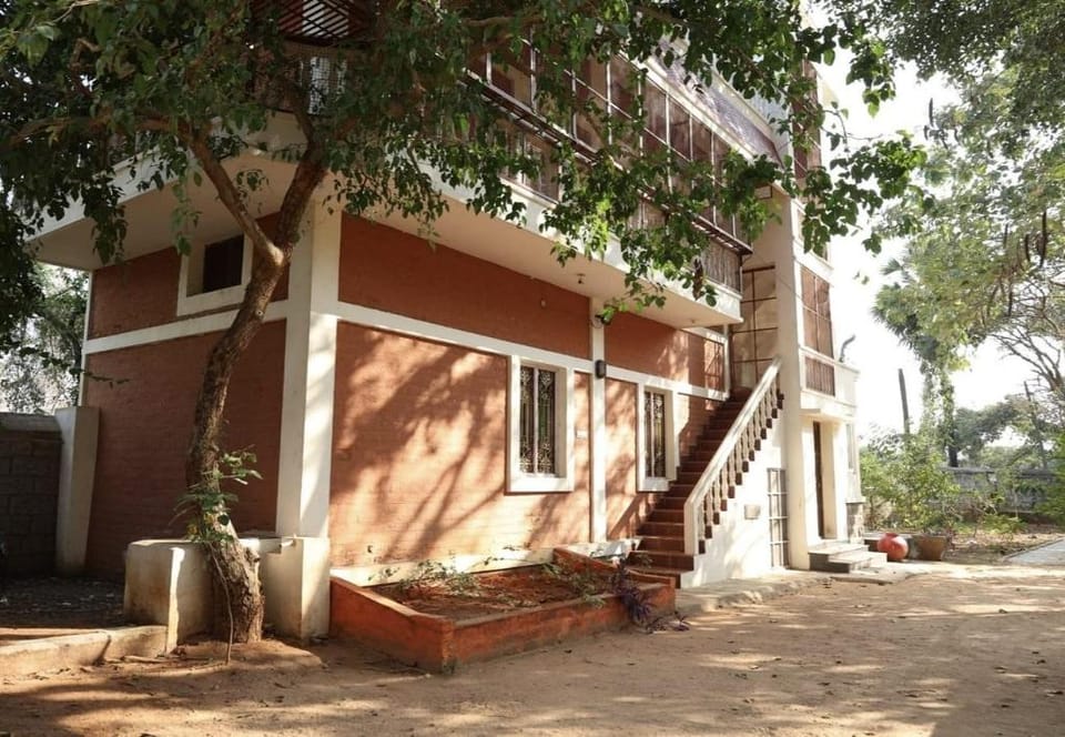Lingaa's Eco Stay Hotel in Tamil Nadu
