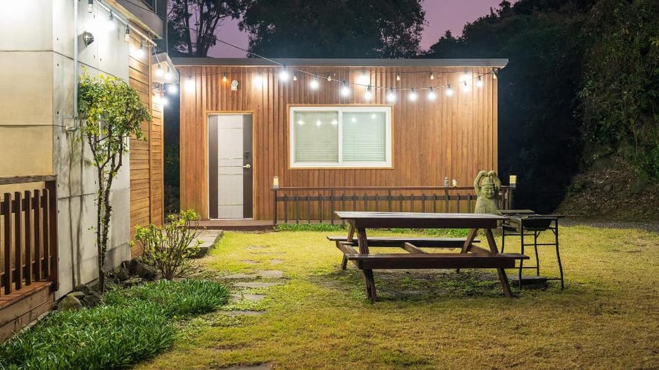 Jeju Handong Stay Pet-Friendly Pension Bed and Breakfast in South Korea