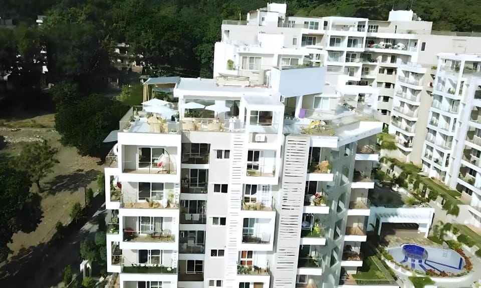 Golden Healing Journeys Homestay Apartment in Rishikesh