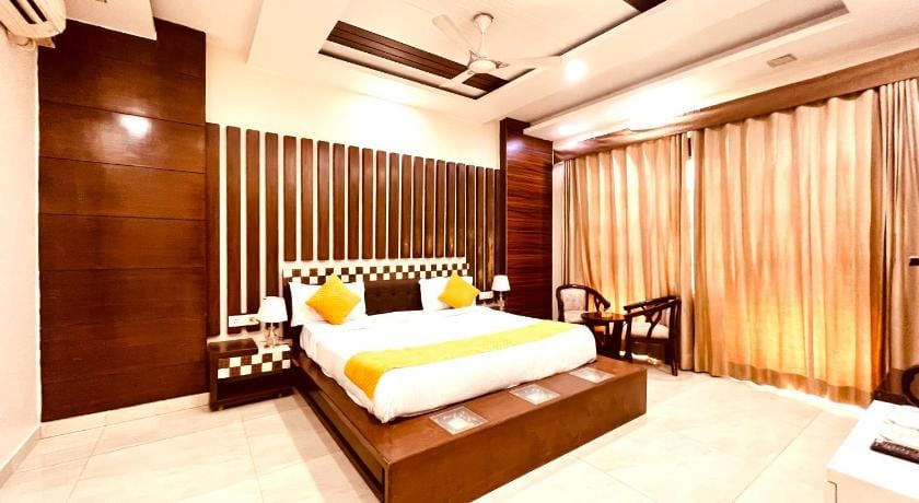 South Inn - Green Park South Delhi Hotel in New Delhi