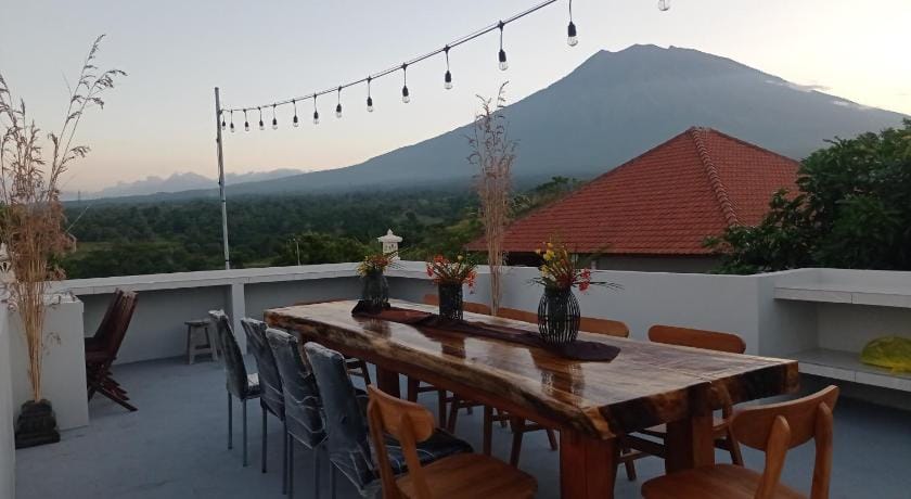 Khrisna bungalow tulamben Bed and Breakfast in Karangasem Regency