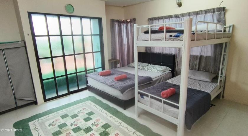 Din others roomstay Hotel in Terengganu, Malaysia