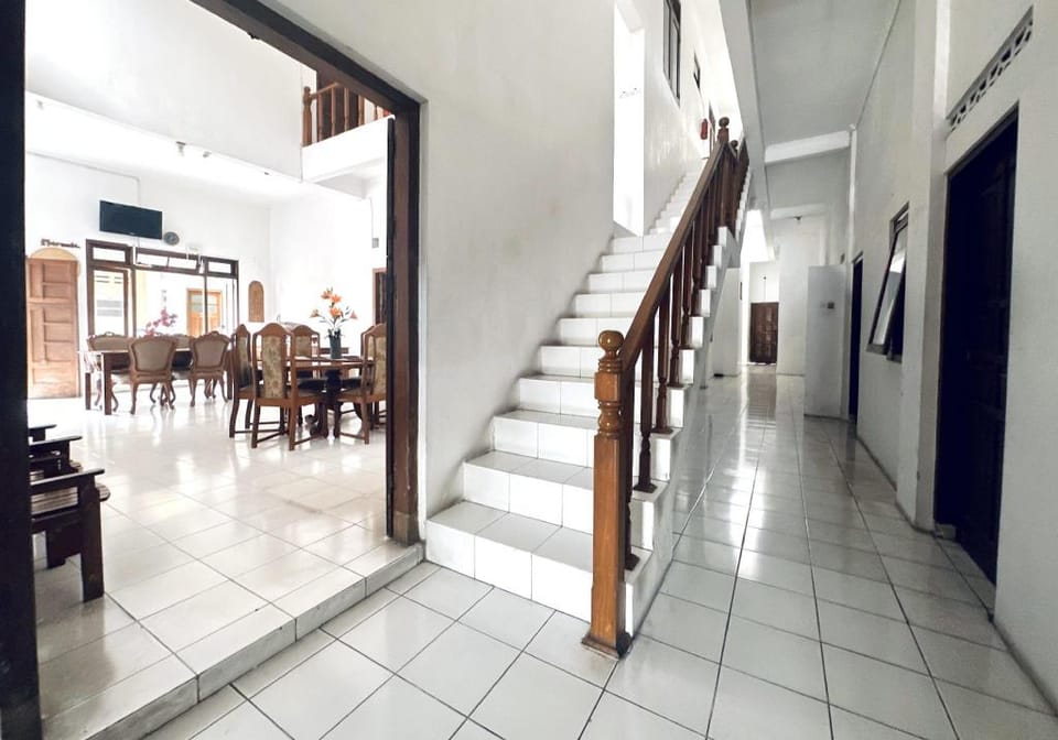 Santalum Hotel Yogyakarta Bed and Breakfast in Yogyakarta