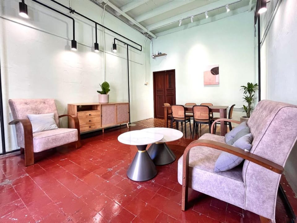 Pine Muntri Bed and Breakfast in George Town