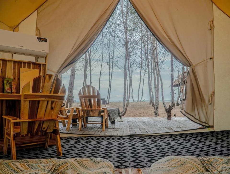 Camping Vivu24h Hồ Cốc Luxury tent in Bình Thuận Province