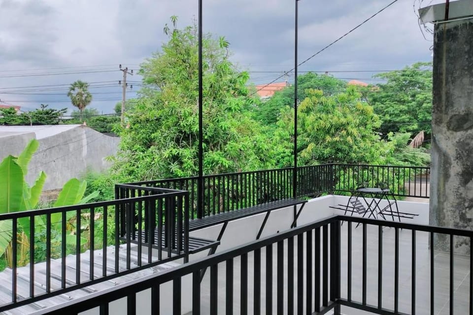 TwoSpaces Living at Arfina Residence Syariah Hotel in East Java