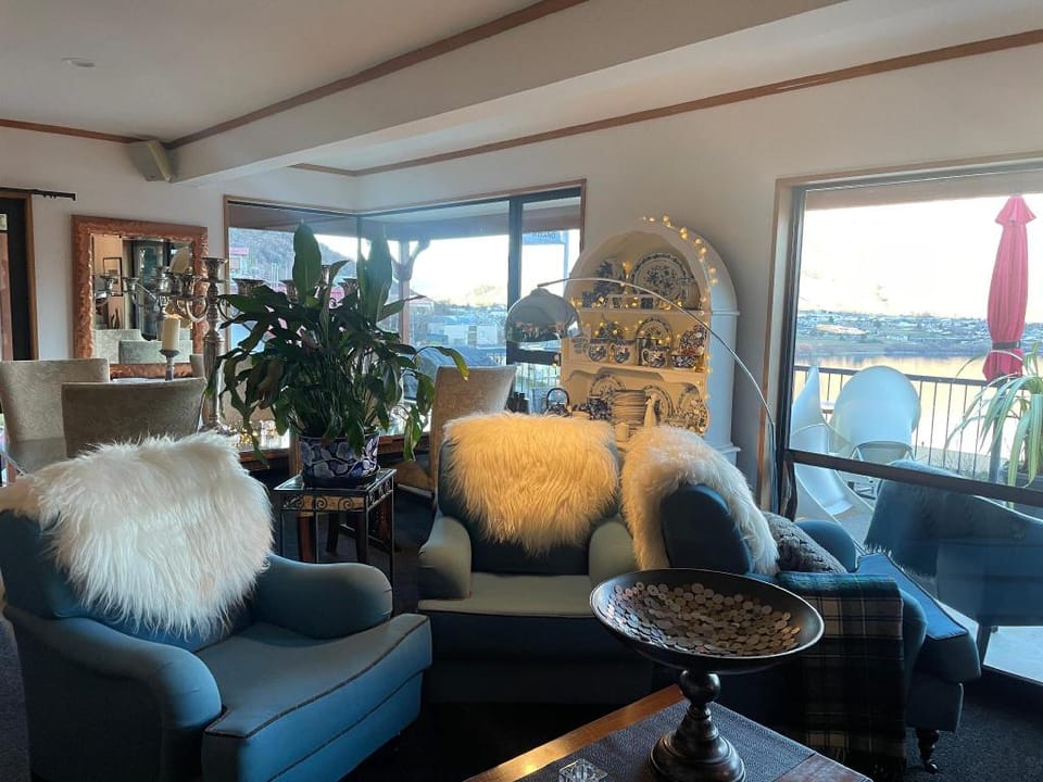 The Embassy B&B Vacation rental in Queenstown