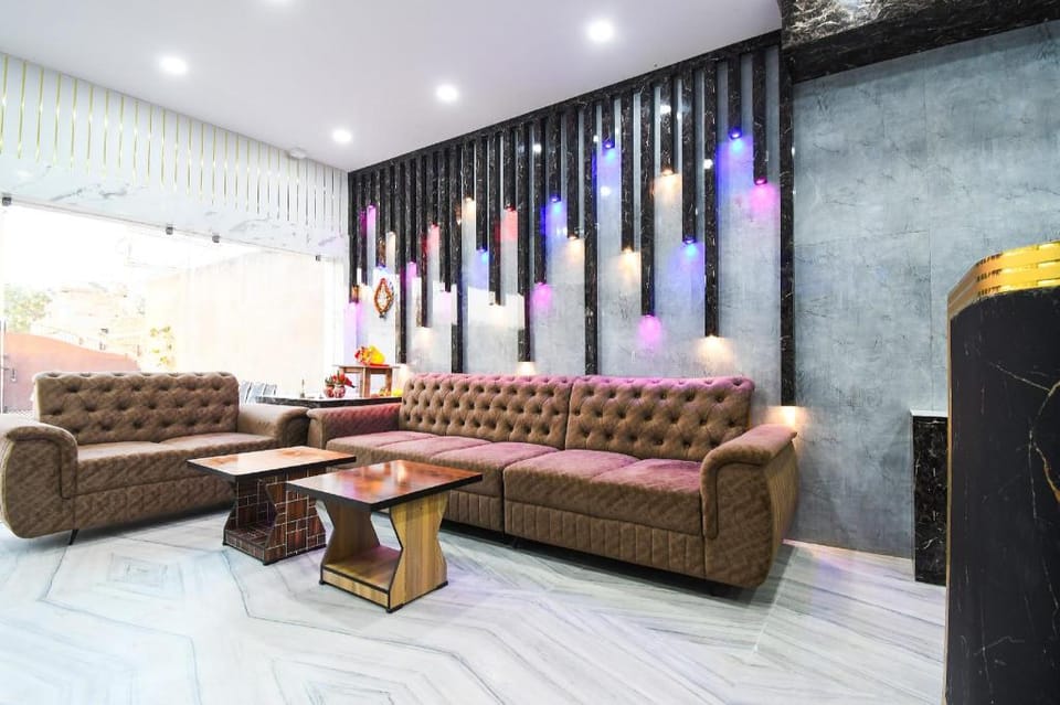 Super Hotel O Radha Krishna Residency Hotel in India
