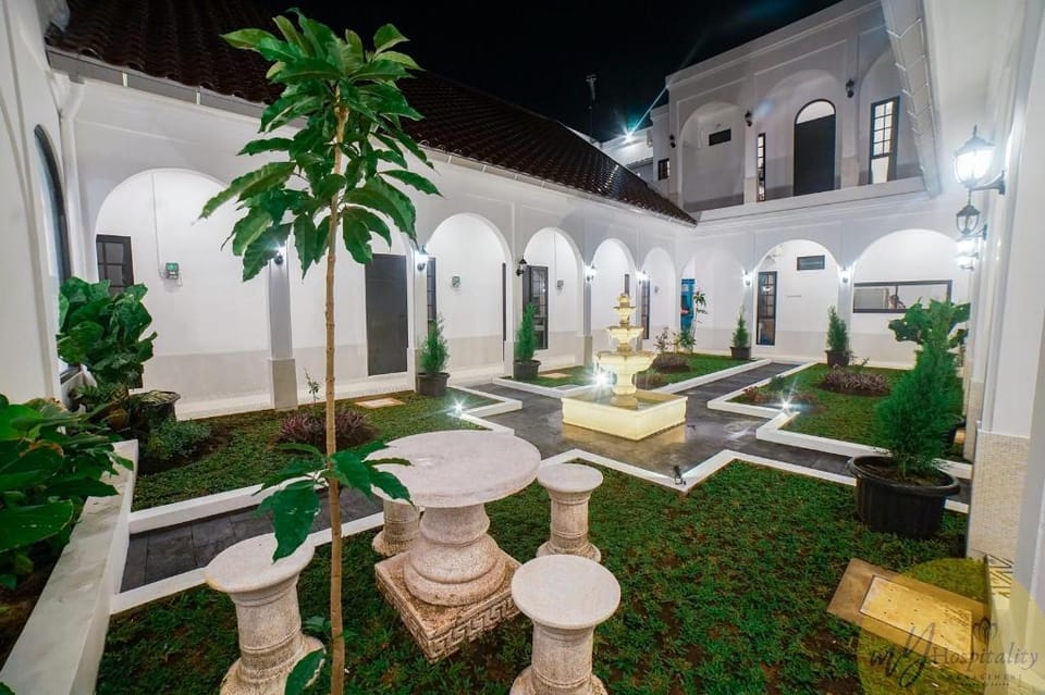 Riad De Alba Syariah by MHM Hotel in Indonesia