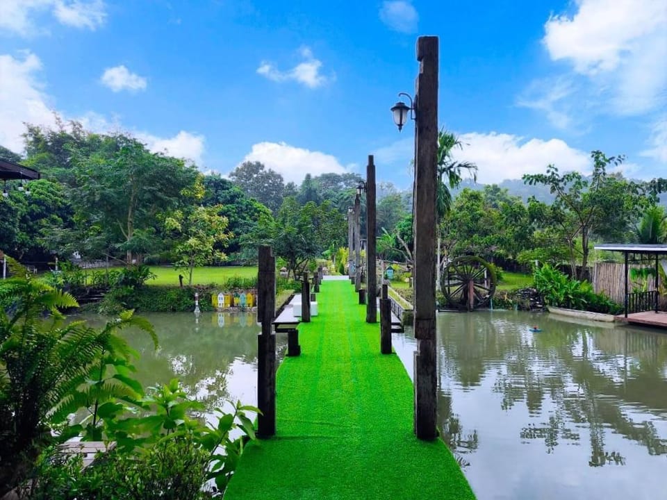 Brick Box Pool Villa Café & Restaurant Hotel in Thailand