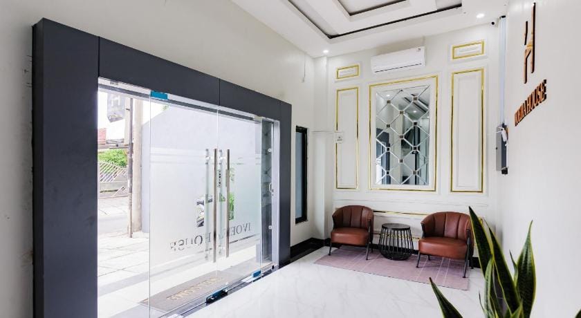Urbanview Hotel Ivoeira House Lampung By RedDoorz Hotel in Indonesia