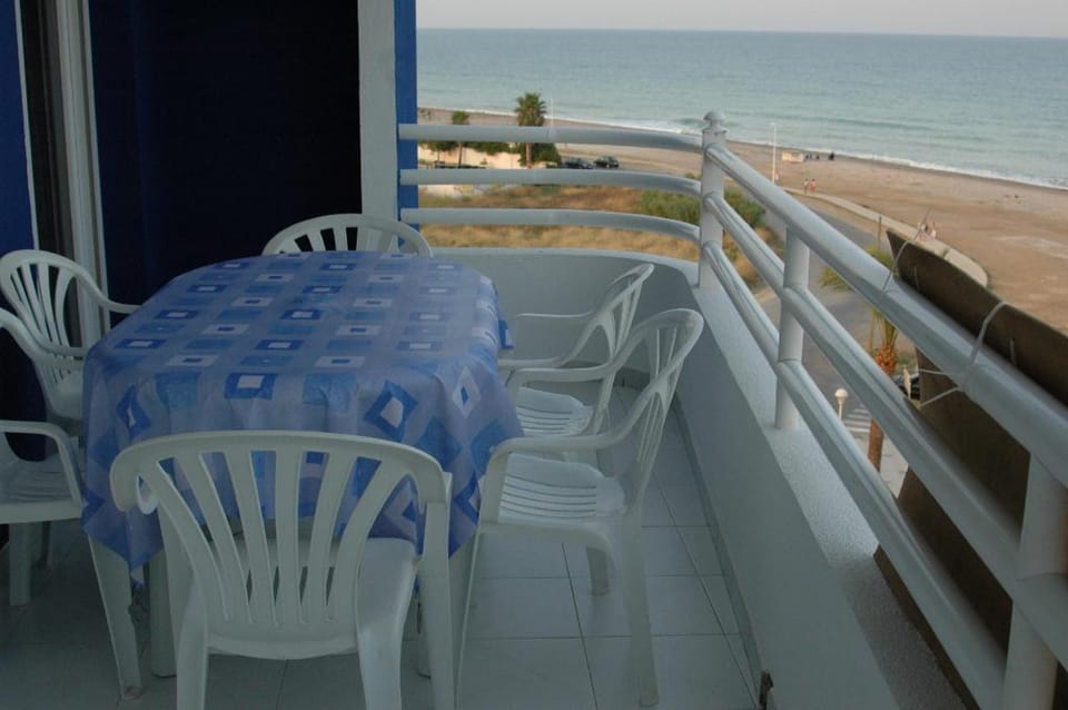First Line Apartment With Wifi Apartment in Benicarló