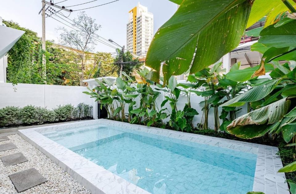 Monday Pool villa  Villa in Bangkok