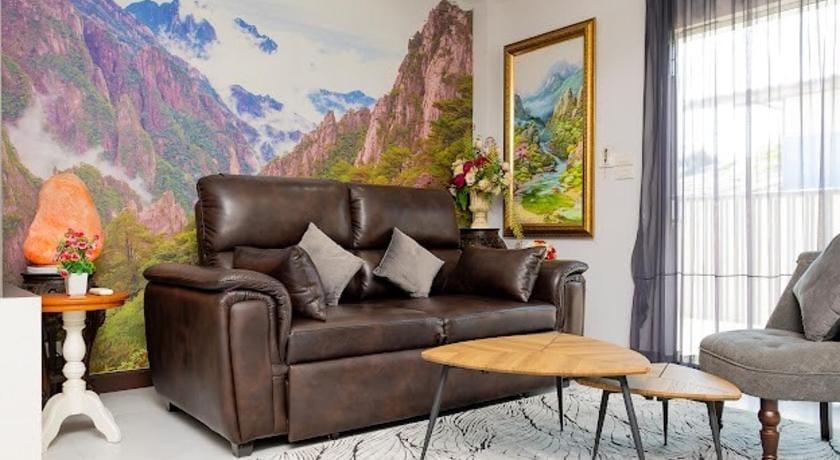 Townhome Sattahip  Vacation rental in Chon Buri Changwat