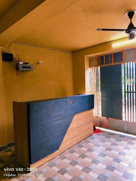 Goroomgo Rail View Guest House Puri Hotel in Puri