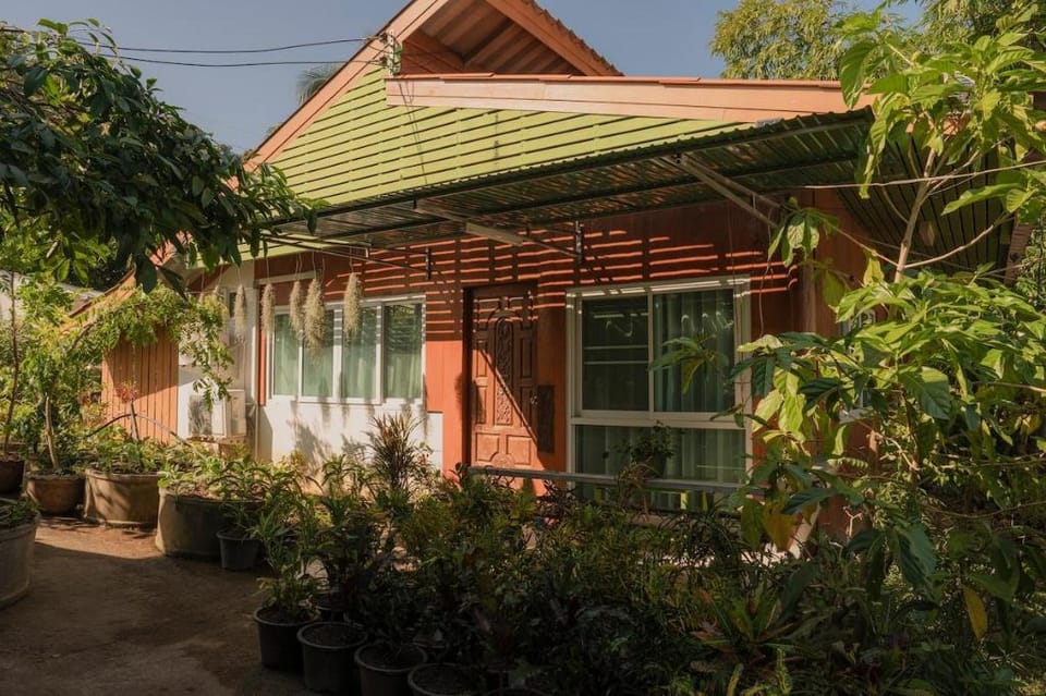 Cozy 2BR Farmstay- Free Breakfast&farm activities Farm Stay in Thailand