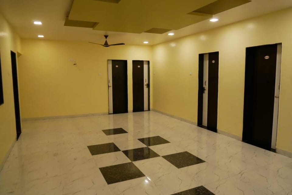 Gurukrupa Darshan Hotel & Lodge Hotel in Karnataka
