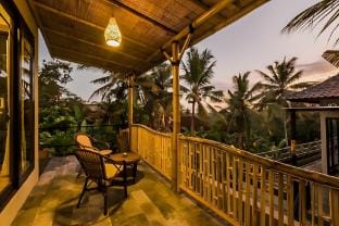 Spacious & Cozy Room | Only 5 Mins Walk To Ubud Apartment in Ubud