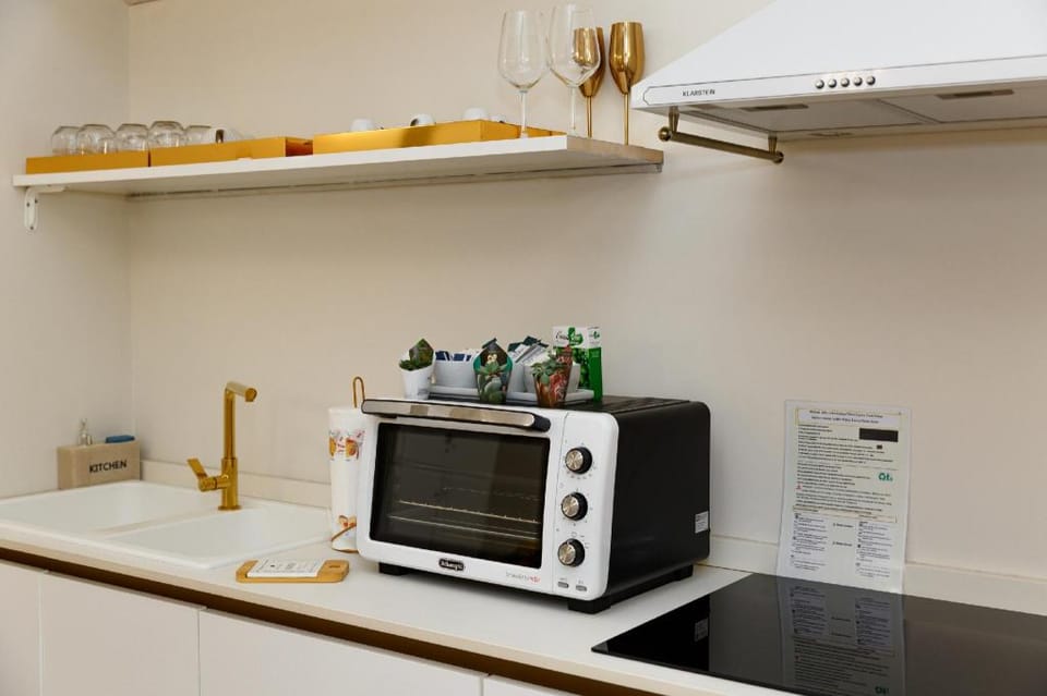 Golden Palace Luxury Guest House Hotel in Rome