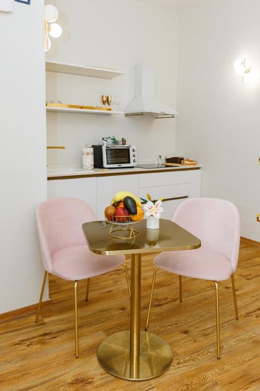 Golden Palace Luxury Guest House Hotel in Rome