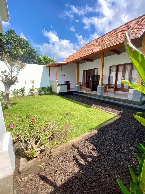 Mangu Puri Hotel in Denpasar