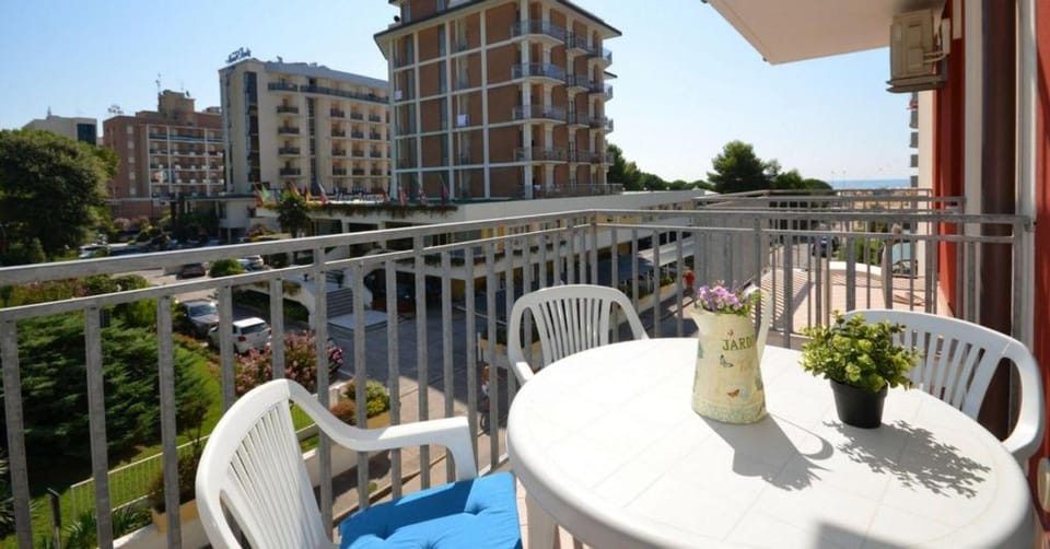 Modern and comfortable flat by the sea by Beahost Rentals Hotel in Bibione