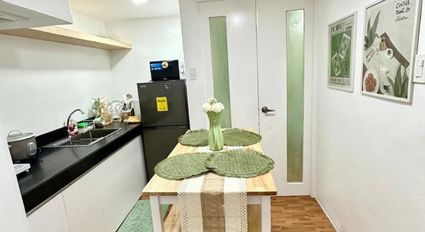 HiYara Loft: GA Tower 2, beside MRT Boni Station Apartment in Mandaluyong