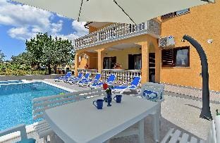 House 2059 Vacation rental in Fažana