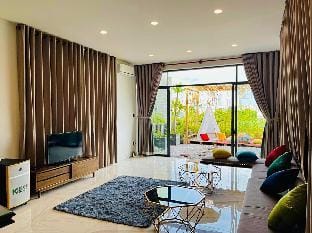 Luxury villa with outdoor swimming pool Villa in Da Nang