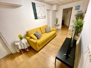 Dotan's Boutique Guesthouse - By The Beach! Apartment in Tel Aviv-Yafo