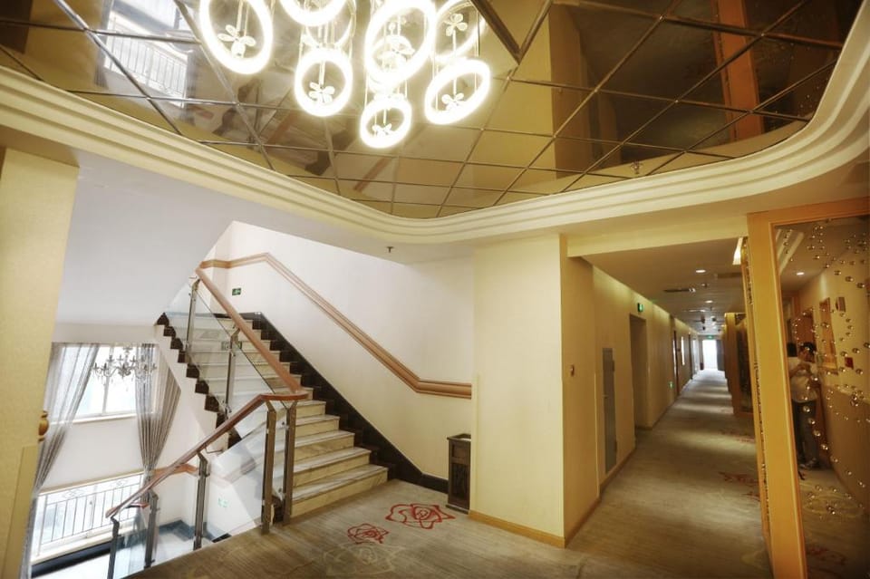Home Inn Chengdu Chunxi Taisheng North Road Hotel in Chengdu