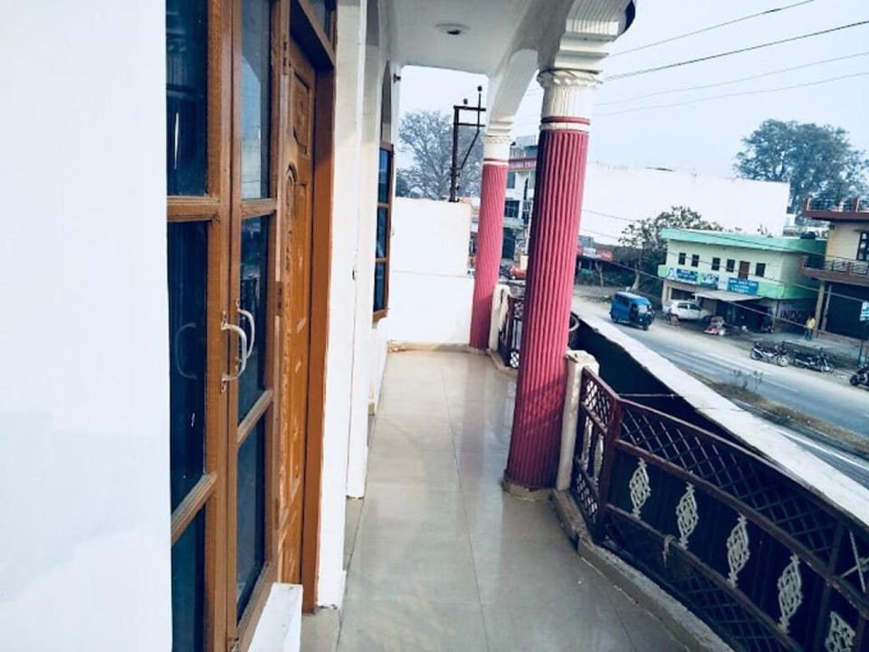 The Mountain View Rishikesh Country House in Rishikesh