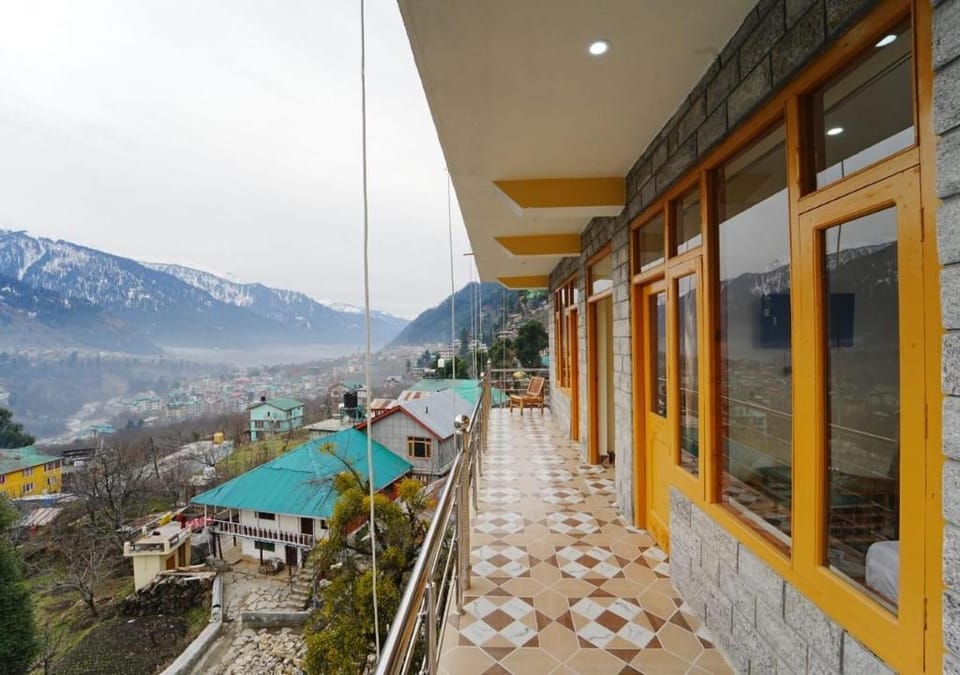 Mahamai Villa Manali Country House in Manali
