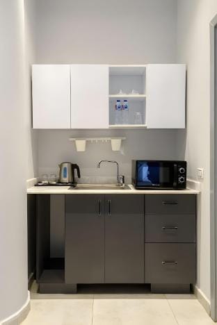 Single Studio, Mokkatam, by Travelholic Apartment in Cairo Governorate