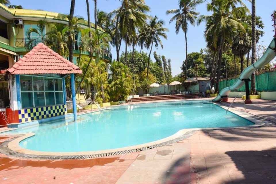 West Palm Beach Resort Vasai Country House in Maharashtra