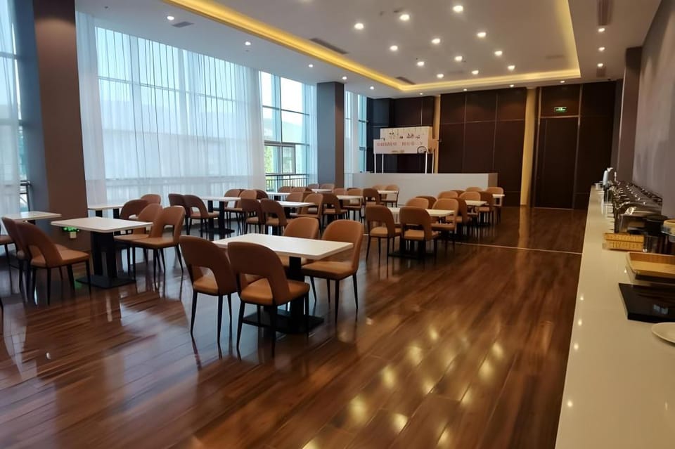 Home Inn Style Qingdao Golden Beach University of Technology Hotel in Qingdao