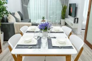 A La Carte Da Nang 2br/2ba [Free Airport Pickup] Apartment in Da Nang