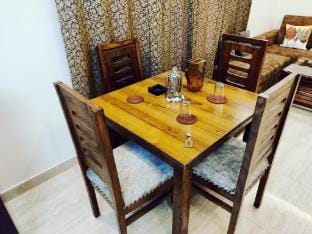 Heaven Vibes Stays | Serene 1BHK near Laxman jhula Apartment in Rishikesh