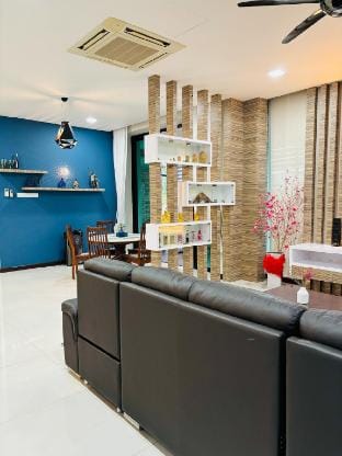 Kuantan Bungalow PS4 |16pax w/Kids pool Iconique Vacation rental in Pahang, Malaysia