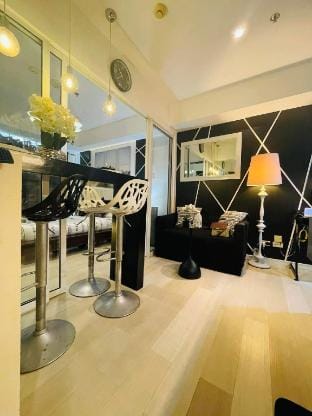 Positano 410 (Davisplace@Azure) Apartment in Paranaque