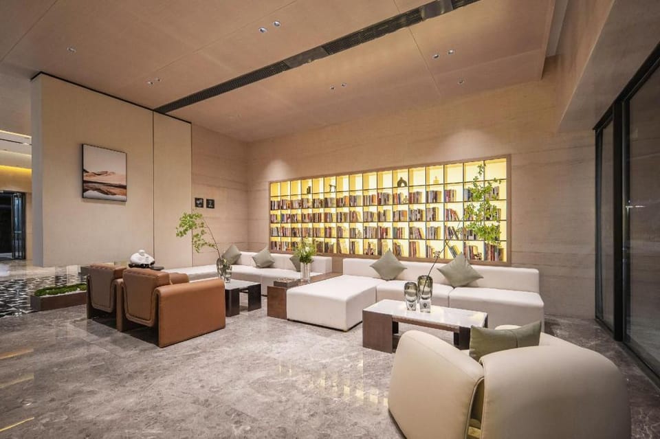 Atour Hotel Chengdu Phoenix Mountain Sports Park Hotel in Chengdu