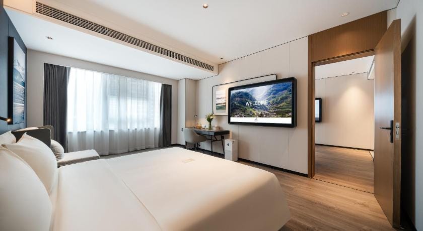 Atour Hotel Chengdu Phoenix Mountain Sports Park Hotel in Chengdu