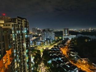 MidValley 3BR Lake View-8px with GFloor 2 CP, Nflx Apartment in Johor Bahru