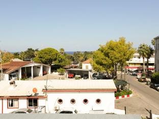 Central Girne Escape Apartment in Cyprus