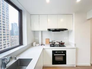 Eastern Hub Luxury Two Rooms Homestay near Huaihai Road, Bund, Yuyuan, Walk to People's Square Apartment in Shanghai