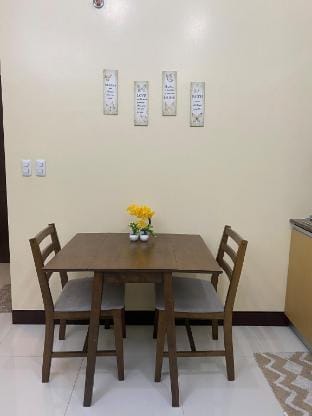 The Cozy Condo in Mckinley Vacation rental in Makati