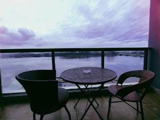 R&F Premium Loft Seaview Apt-SmarTV/Pool/Gym/Park Vacation rental in Johor Bahru