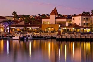 Located in the Mindarie Marina a Luxury House in a Perfect Location Vacation rental in Perth